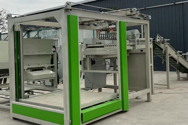 高位碼垛機(jī)器 高位碼垛機(jī)器